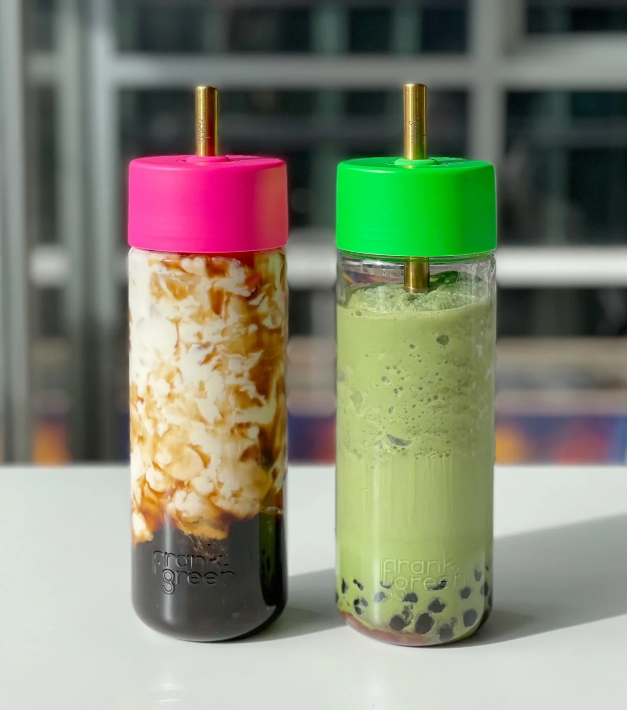 Reusable Bottle with Jumbo Straw Lid - Neon Orange - 25oz / 740ml | FRANK GREEN