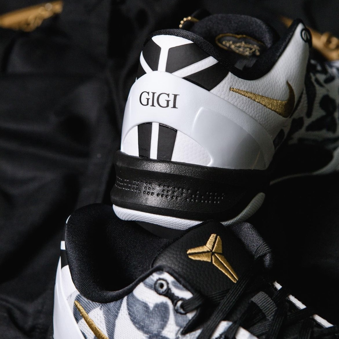 Nike Kobe 8 Protro GiGi Mambacita 黑白金勾 蝴蝶 Kobe Bryant 實戰籃球鞋