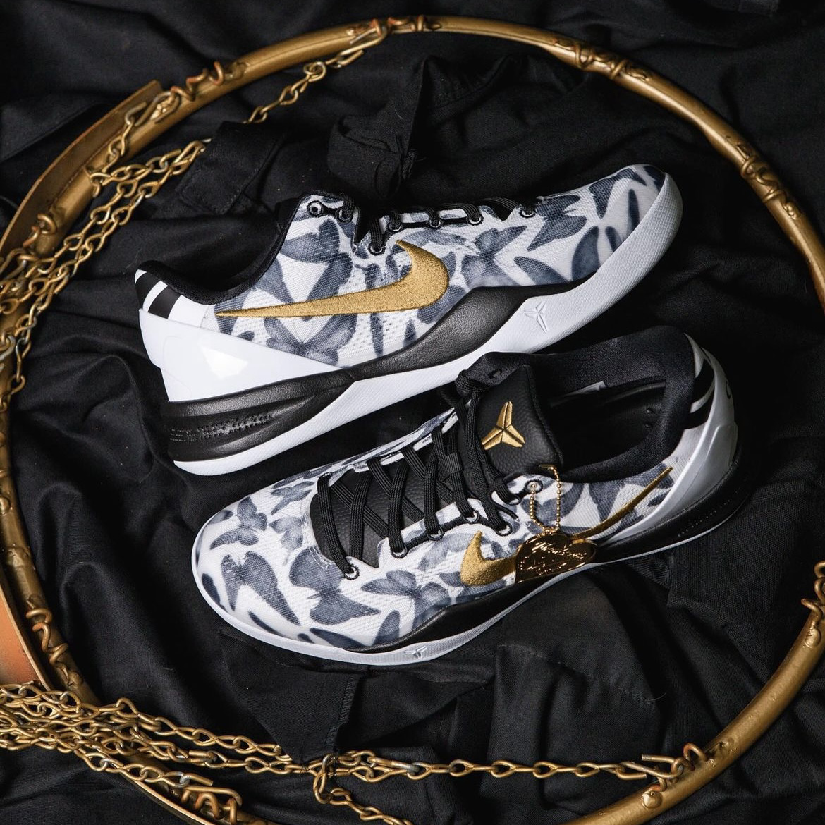 Nike Kobe 8 Protro GiGi Mambacita 黑白金勾 蝴蝶 Kobe Bryant 實戰籃球鞋