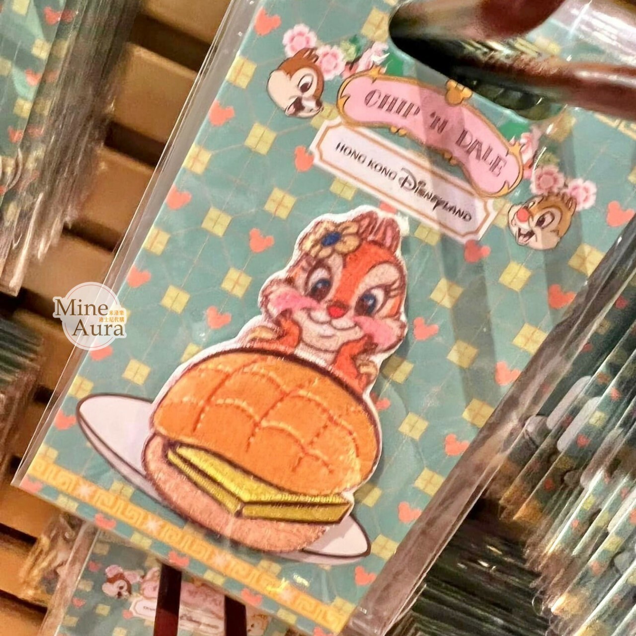 奇奇蒂蒂 Chip 'n Dale 香港傳統系列 克莉絲 Clarice 菠蘿包造型 磁鐵 -香港迪士尼樂園