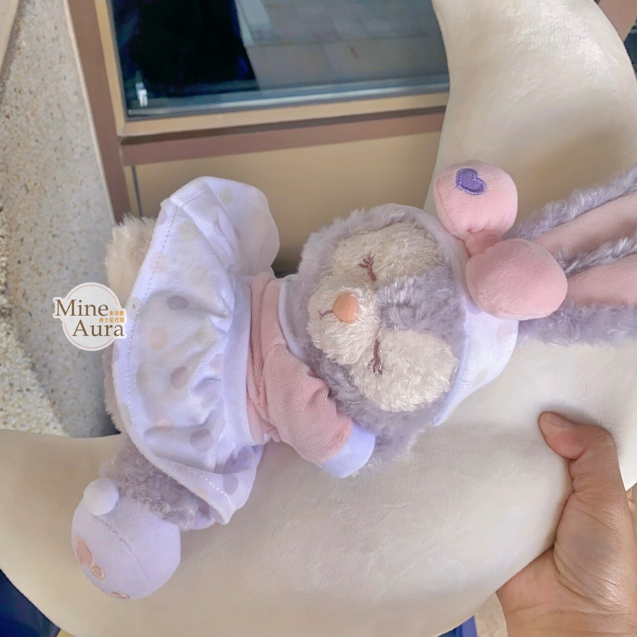 (限時特價) 史黛拉露 星黛露 StellaLou 睡顏趴趴 月亮造型 絨毛 抱枕 靠墊 -上海迪士尼樂園