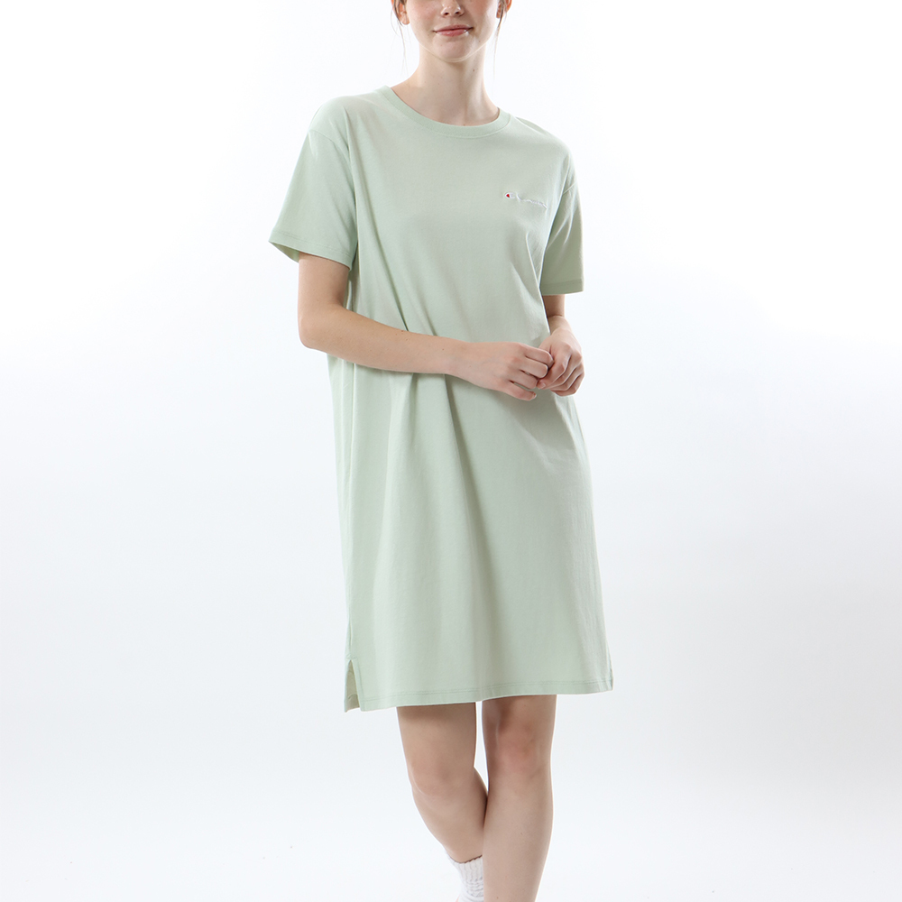 女款 BASIC 刺繡LOGO 開岔 寬版洋裝(青蘋)