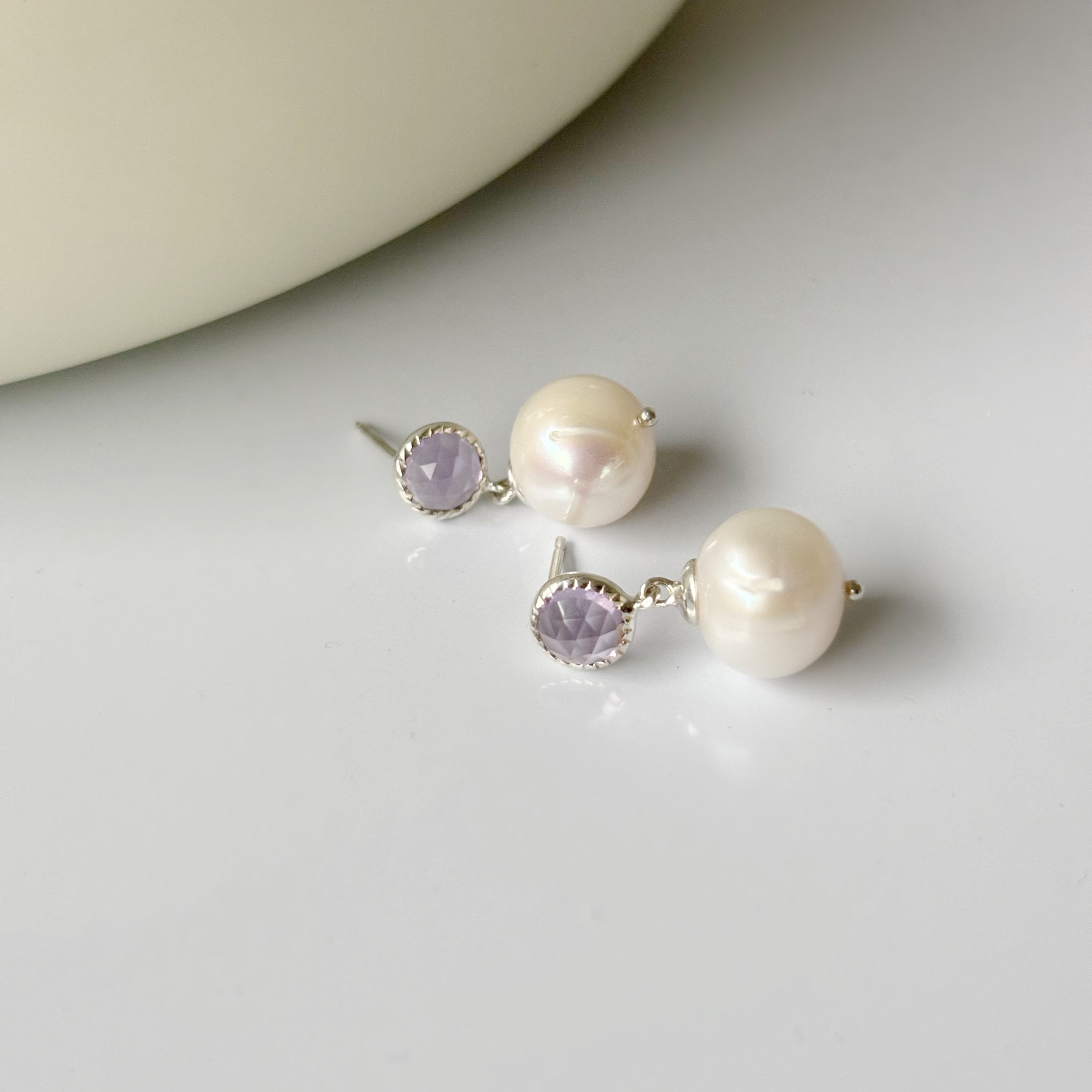 蛋糕邊紫水晶大珍珠耳環