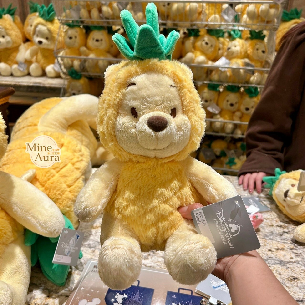 小熊維尼 Winnie the Pooh 鳳梨裝 可脫帽 M號 娃娃 玩偶 -上海迪士尼樂園