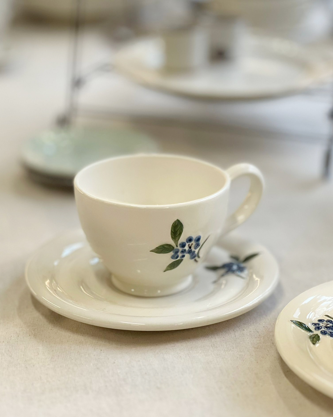 Myrtille Blueberry Cup and Saurcer Set｜studio m'