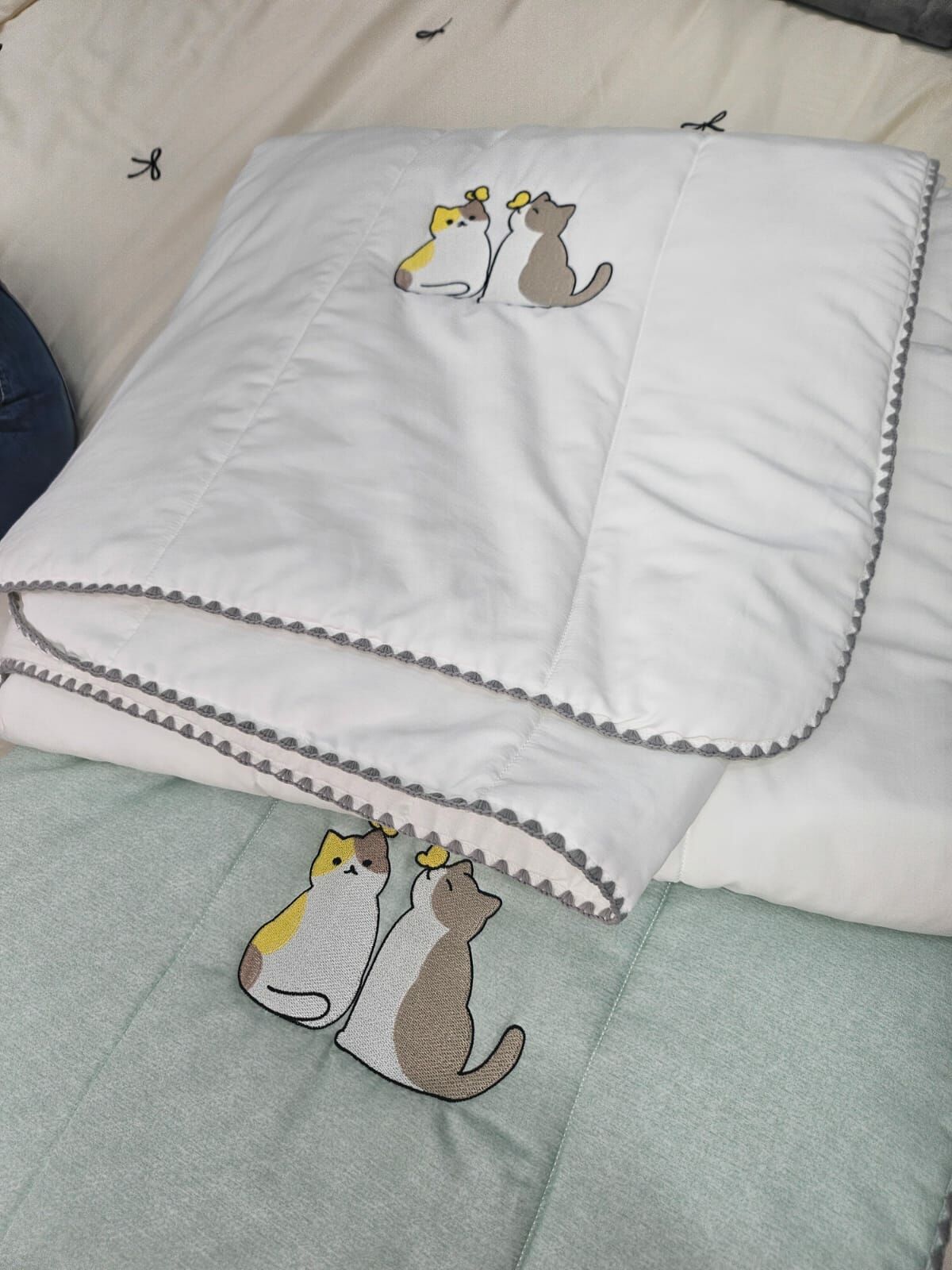 KQ2506 相親相愛竹纖維刺繡貓貓 (被: Single)