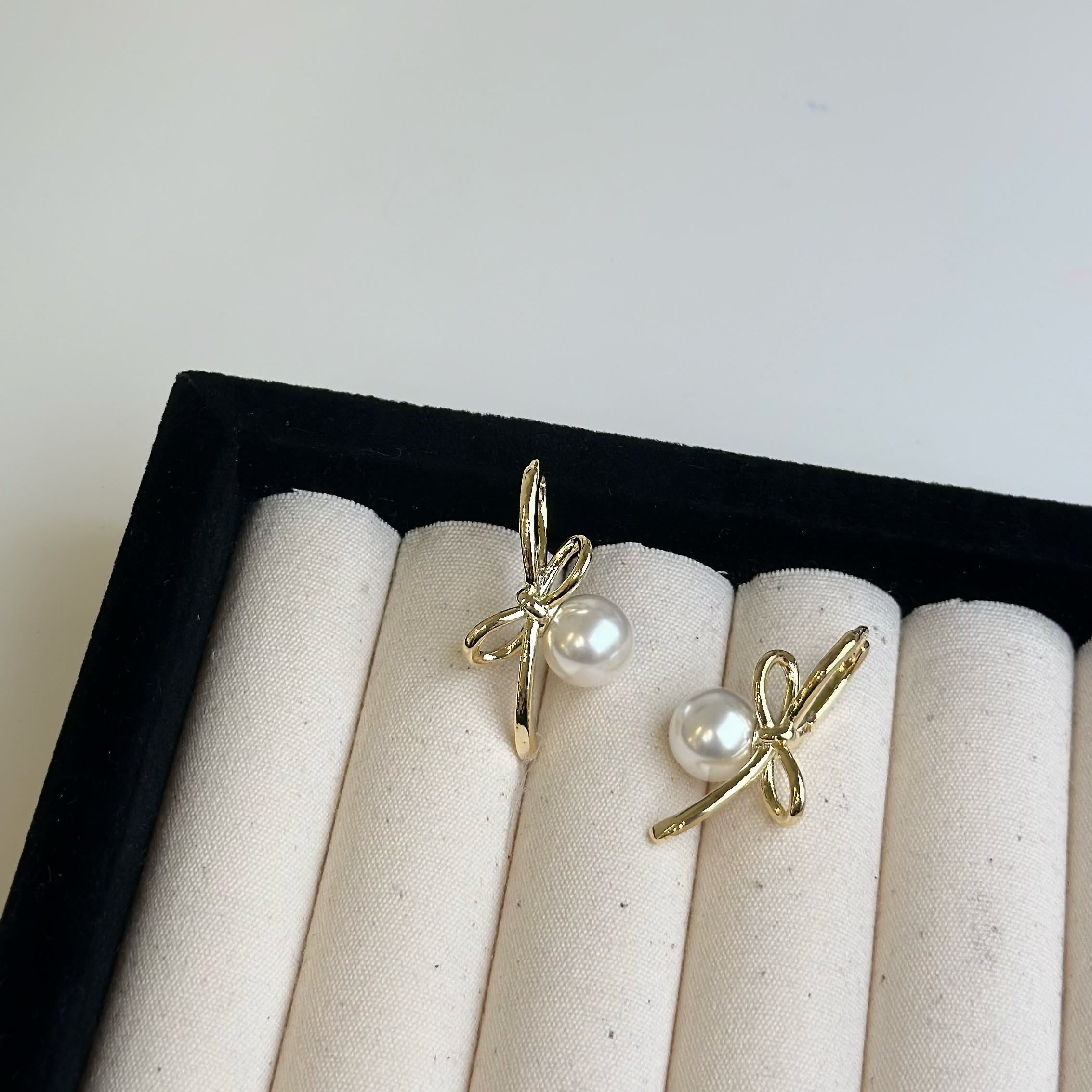 T24初日．蝴蝶結珍珠易扣