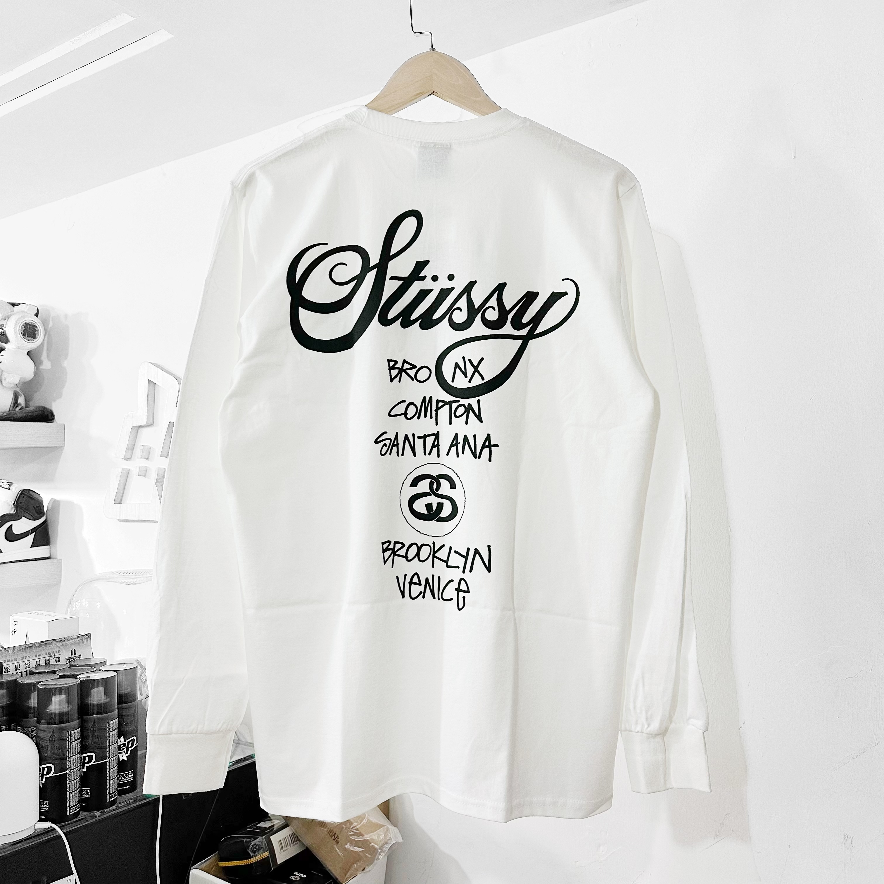 STUSSY  World Tour Long Sleeve T-Shirt (White)