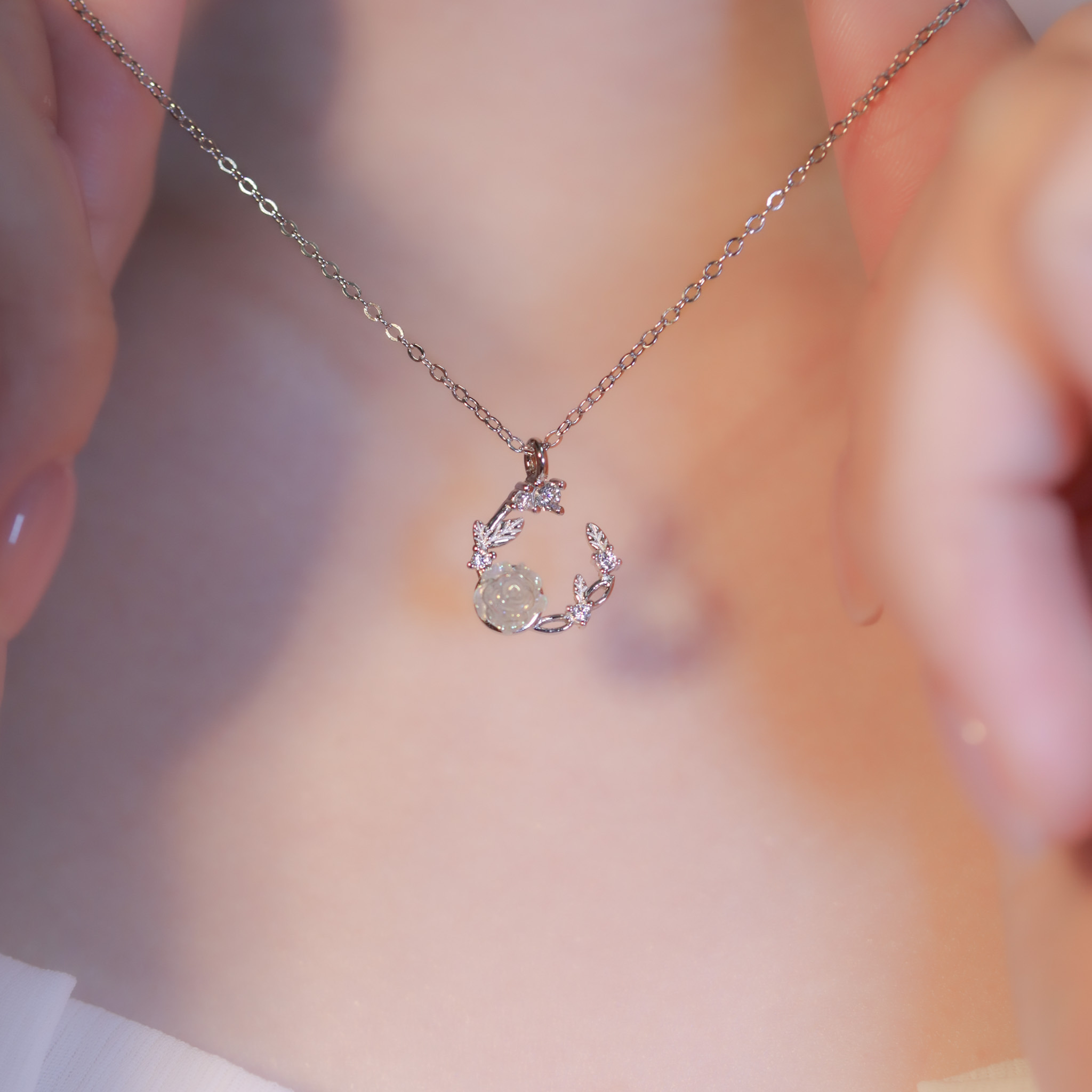 | 925純銀・白金 | 月下白玫瑰項鍊 | NE1091 |