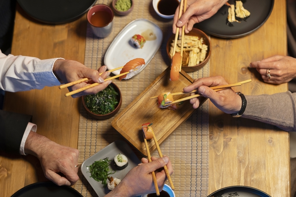 台灣菜也稱為酒家菜，而酒家是高級精緻餐館，也是士紳官員們應酬的社交場所。