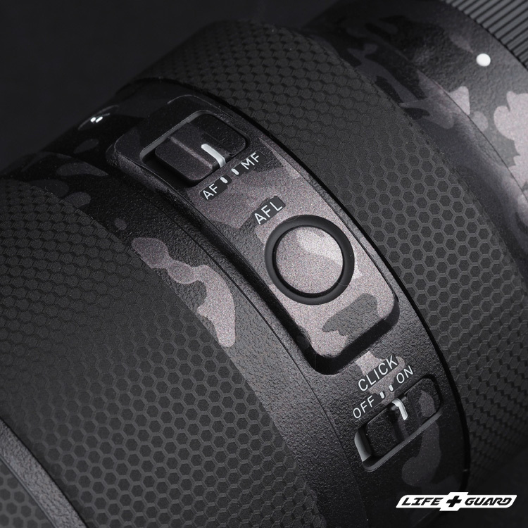 野戰迷彩黑貼膜質感特寫，LIFE+GUARD 設計風格