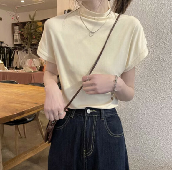 Summer half-high neck short sleeve t (apricot) [size: S-L] [Contact customer service to confirm the shipping size after placing an order]
