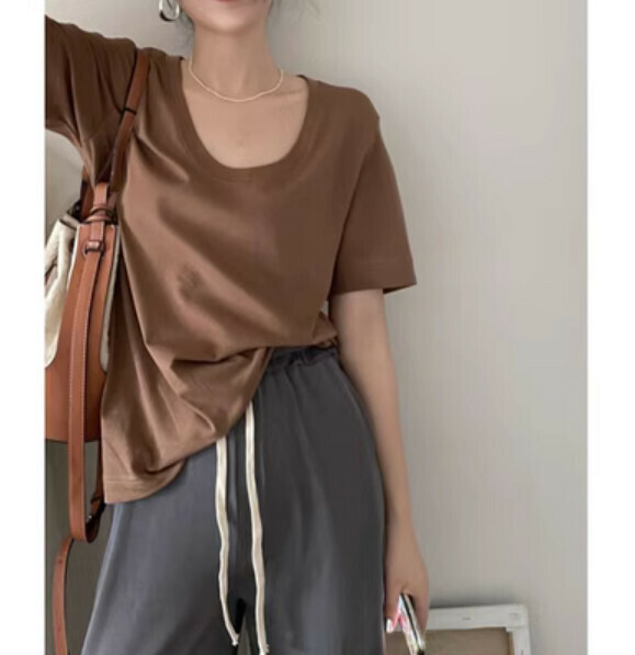 Summer loose casual T (milk coffee color) [Size: S-L] [Contact customer service to confirm the shipping size after placing an order]
