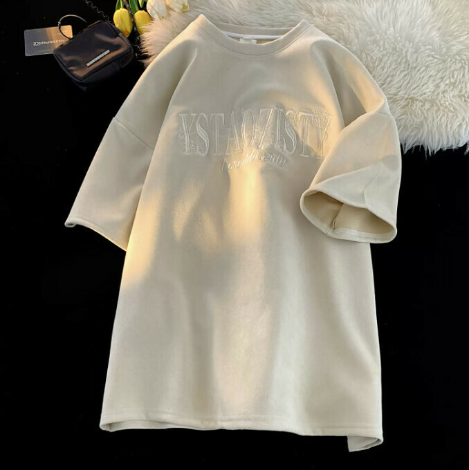 Embroidered loose five-and-a-half sleeve T-shirt (apricot M-2XL contact customer service to confirm shipping size after placing an order)