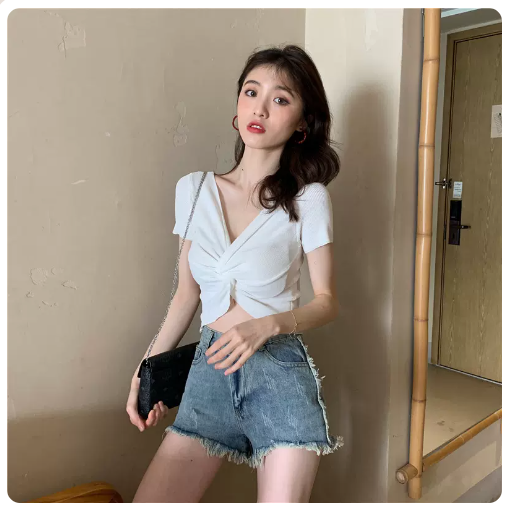 Twist Knit T-Shirt (White) (One Size)