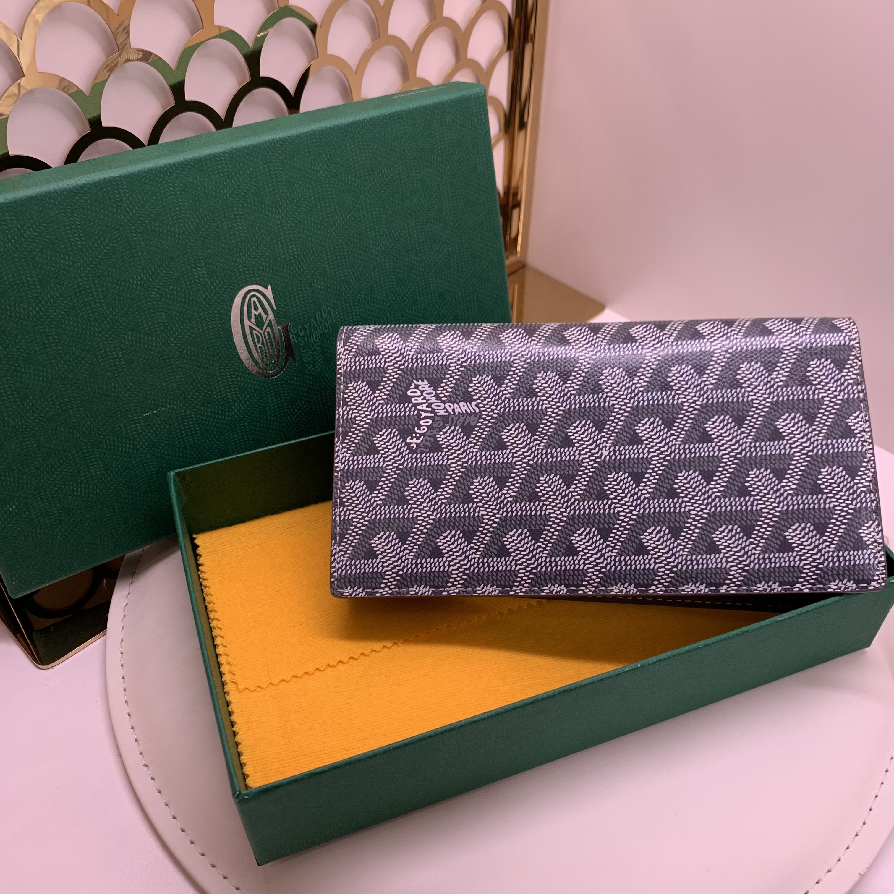 Goyard 灰色長銀包可放電話