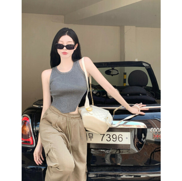 Summer Curved Hem Sleeveless Vest (Gray) [One Size]