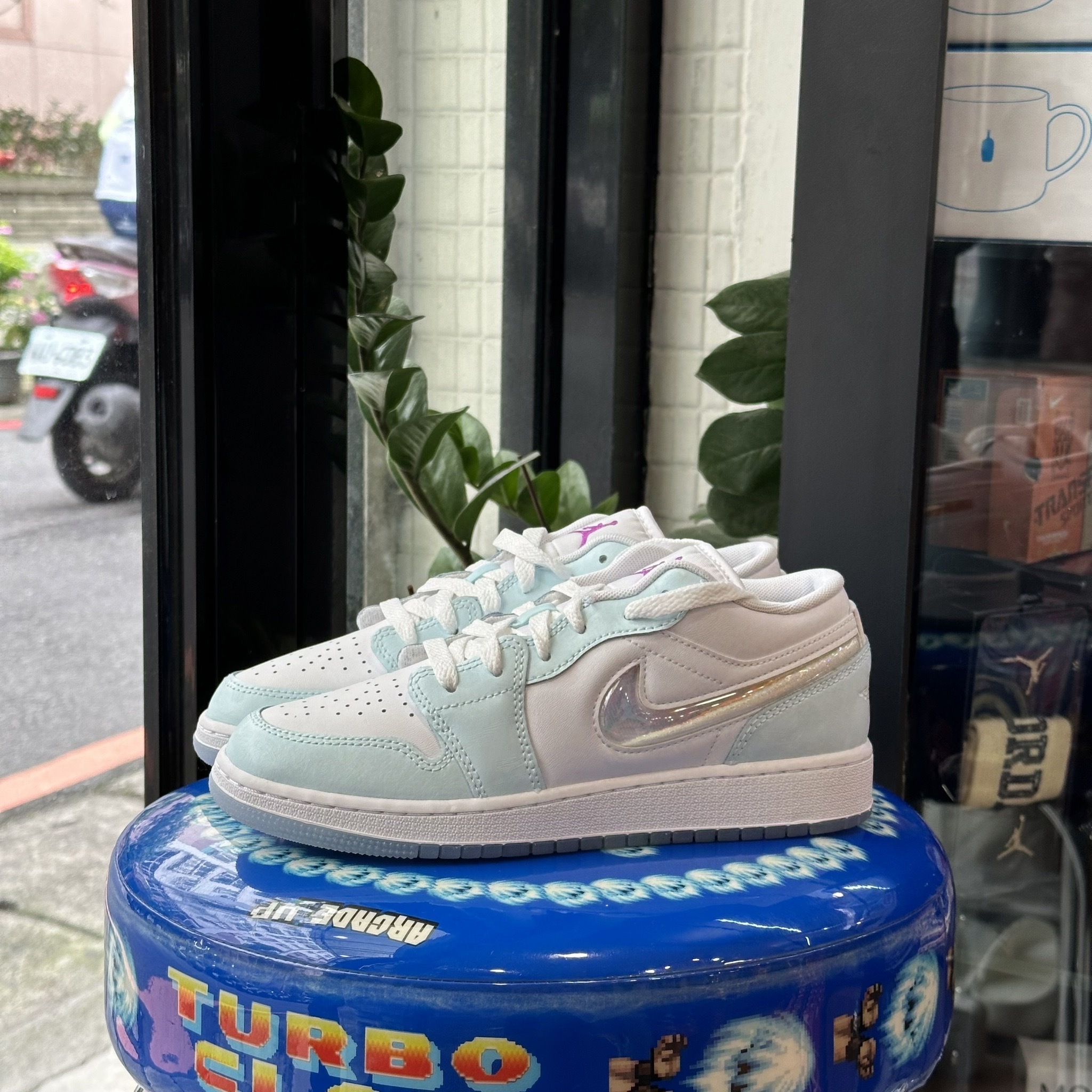 Nike Air Jordan 1 Low 流沙 珠光 冰雪奇緣 藍 大童鞋 HJ3481-491