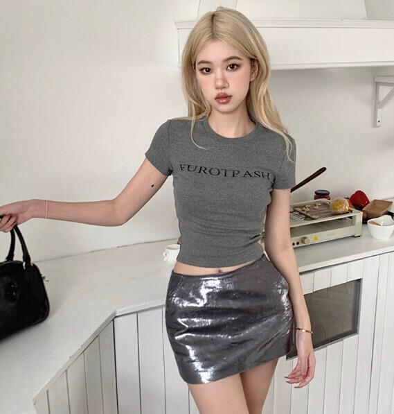 Summer retro shoulder short sleeve t (gray) [Size: S-XL] [Contact customer service to confirm the shipping size after placing an order]