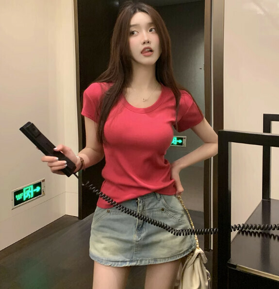Summer U-neck shoulder short sleeve T (rose red) [Size: S-L] [Contact customer service to confirm the shipping size after placing an order]