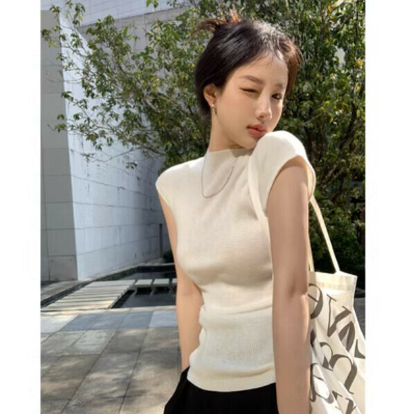 Summer thin half-high neck short sleeve T (white) [Size: S-L] [Contact customer service to confirm the shipping size after placing an order]