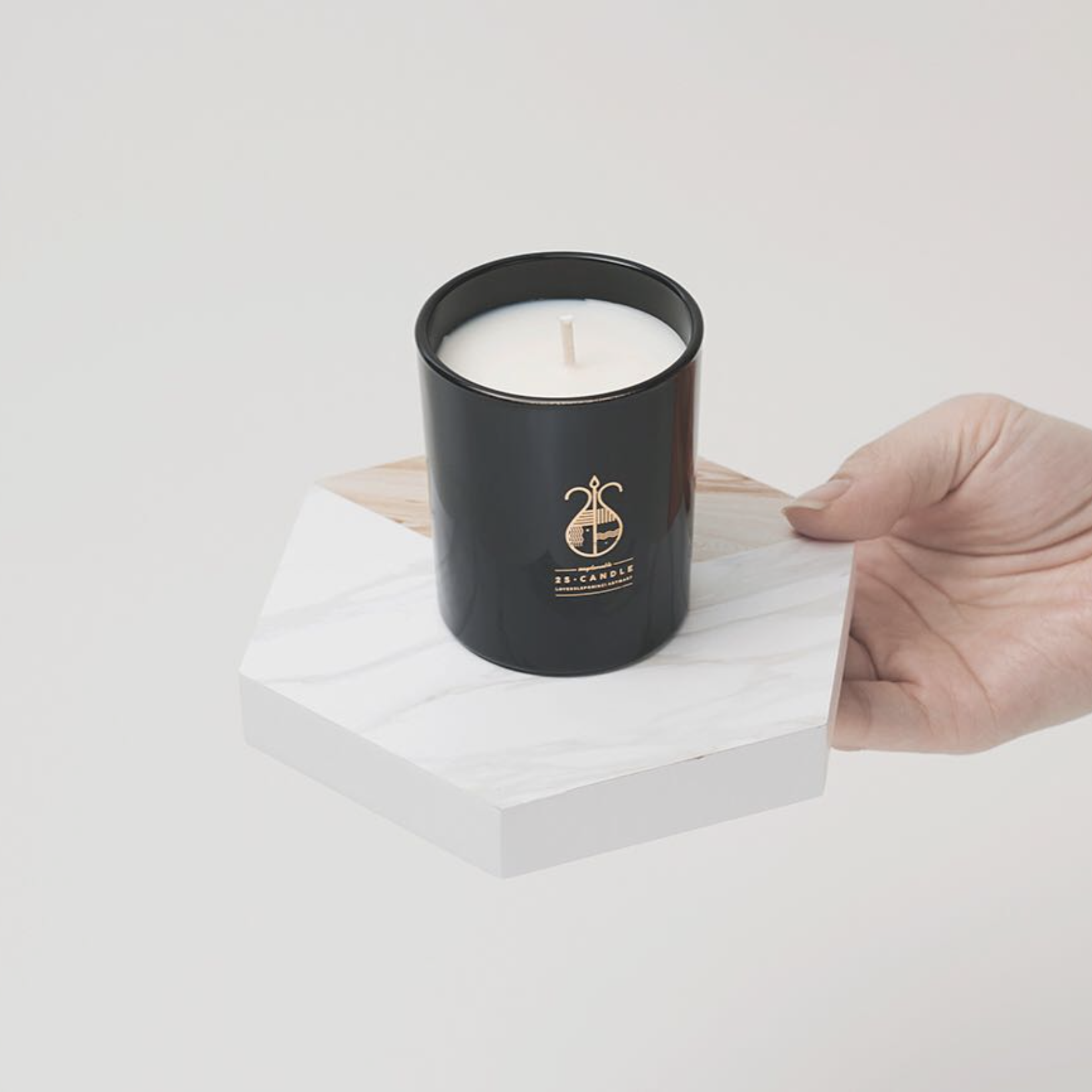 2S.Candle 香薰蠟燭黑色細節官方照