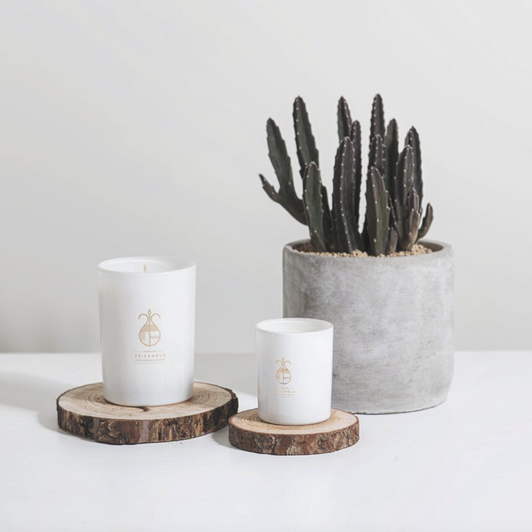 2S.Candle 香薰蠟燭白色官方細節照