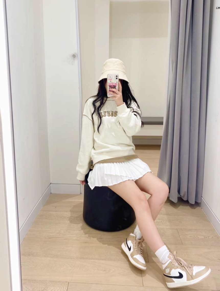 KTQ STORE ‧Air Jordan 1 Mid "Desert" 黑勾 珍珠奶茶 女鞋 BQ6472-103