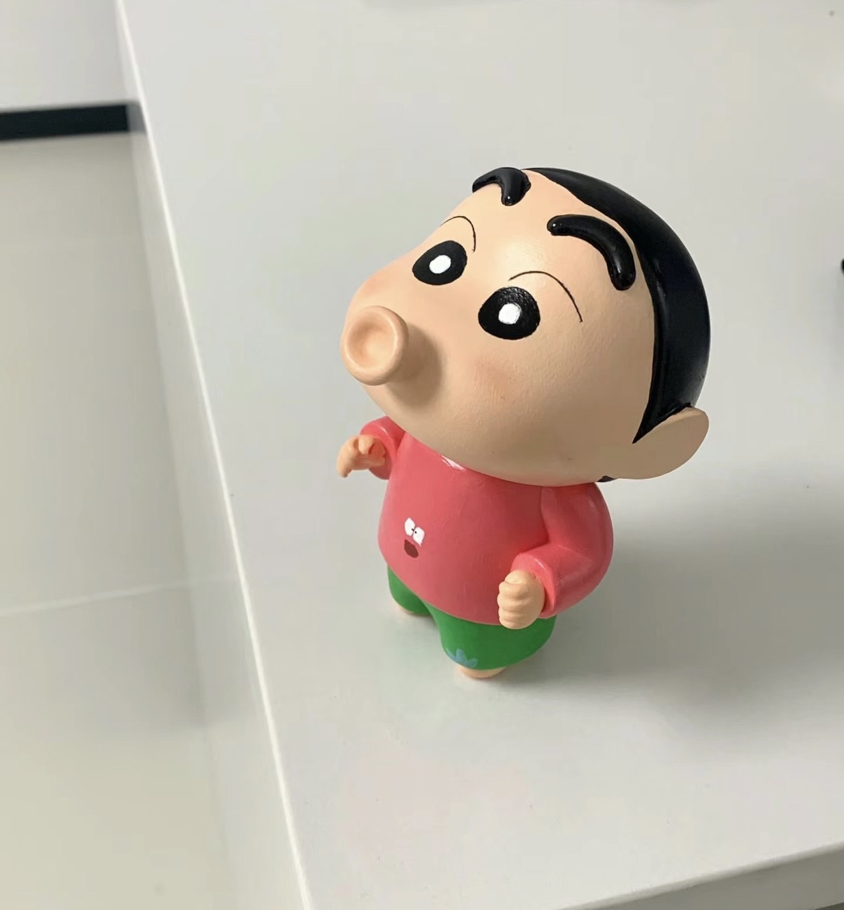 #預購 BJY STORE 嘟嘟嘴小新桌面擺飾 公仔