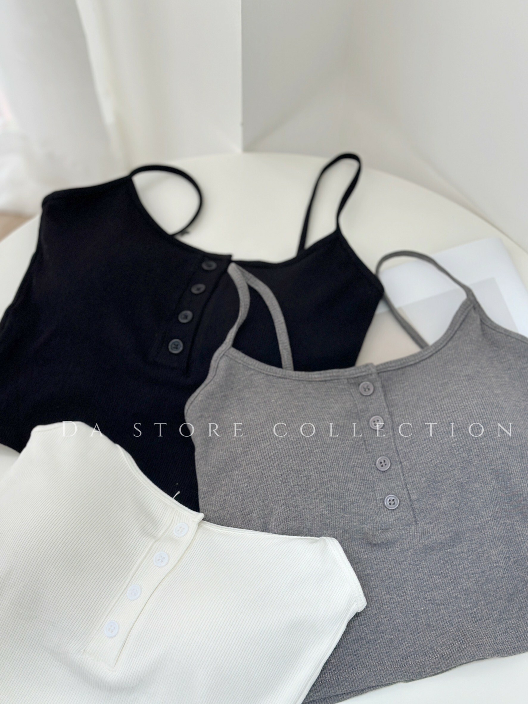 小排釦美背BRATOP/三色