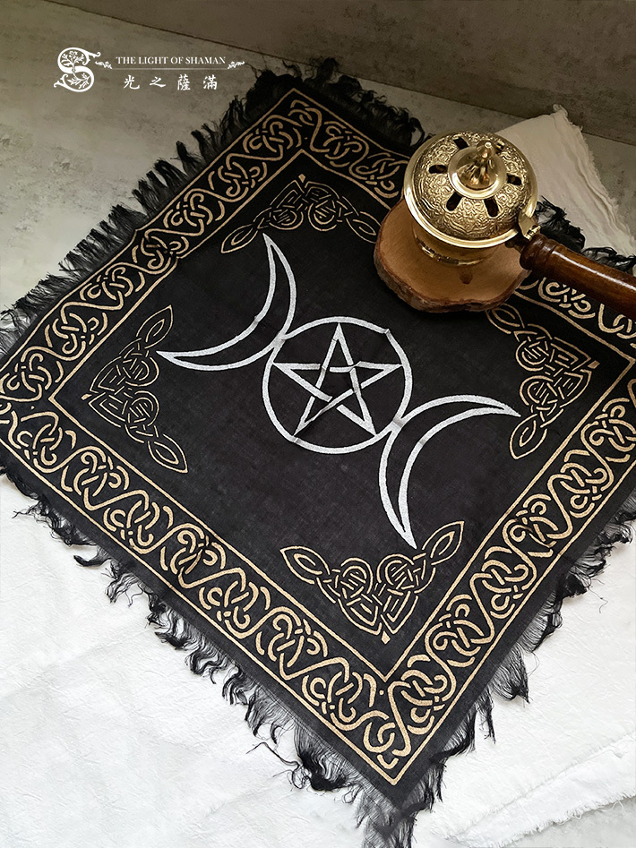 金色大衛星雙月黑色祭壇布象徵著神秘和靈性意義代表著豐富和神聖的能量 -光之薩滿