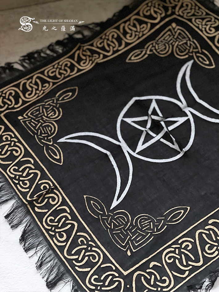 金色大衛星雙月黑色祭壇布象徵著神秘和靈性意義代表著豐富和神聖的能量 -光之薩滿