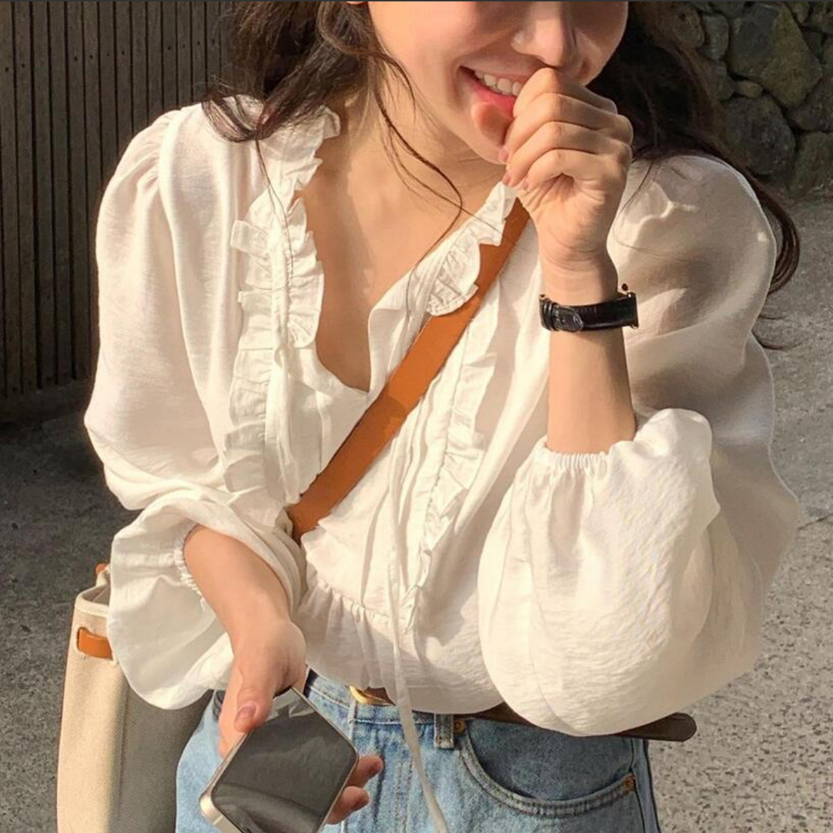 春季薄款綁帶公主袖設計上衣