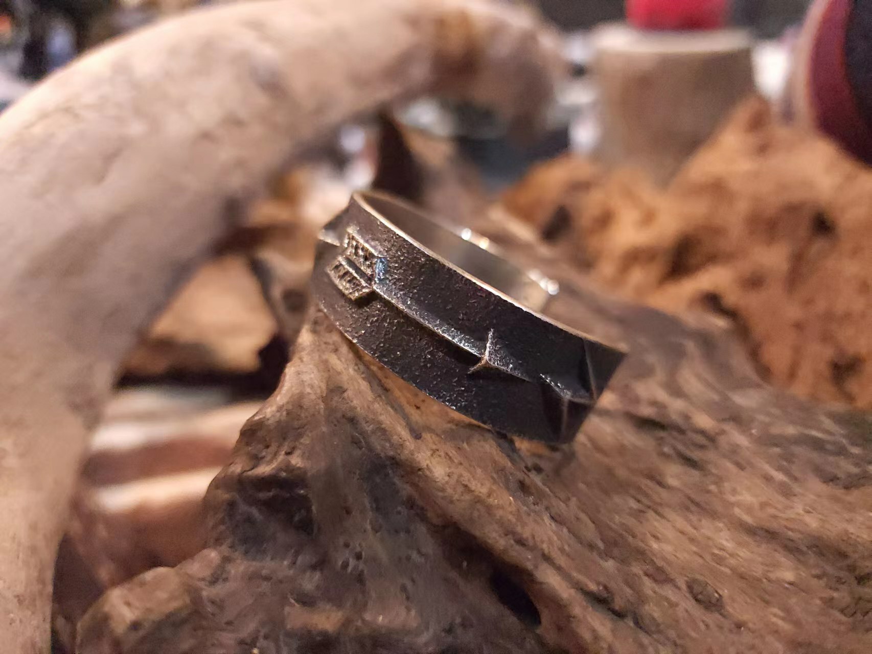 K.Yazzie -純銀手環-神的道路