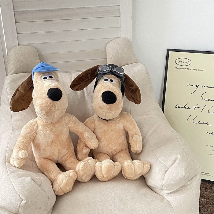 《42865》"大隻"掌門狗阿高抱抱玩偶/42cm