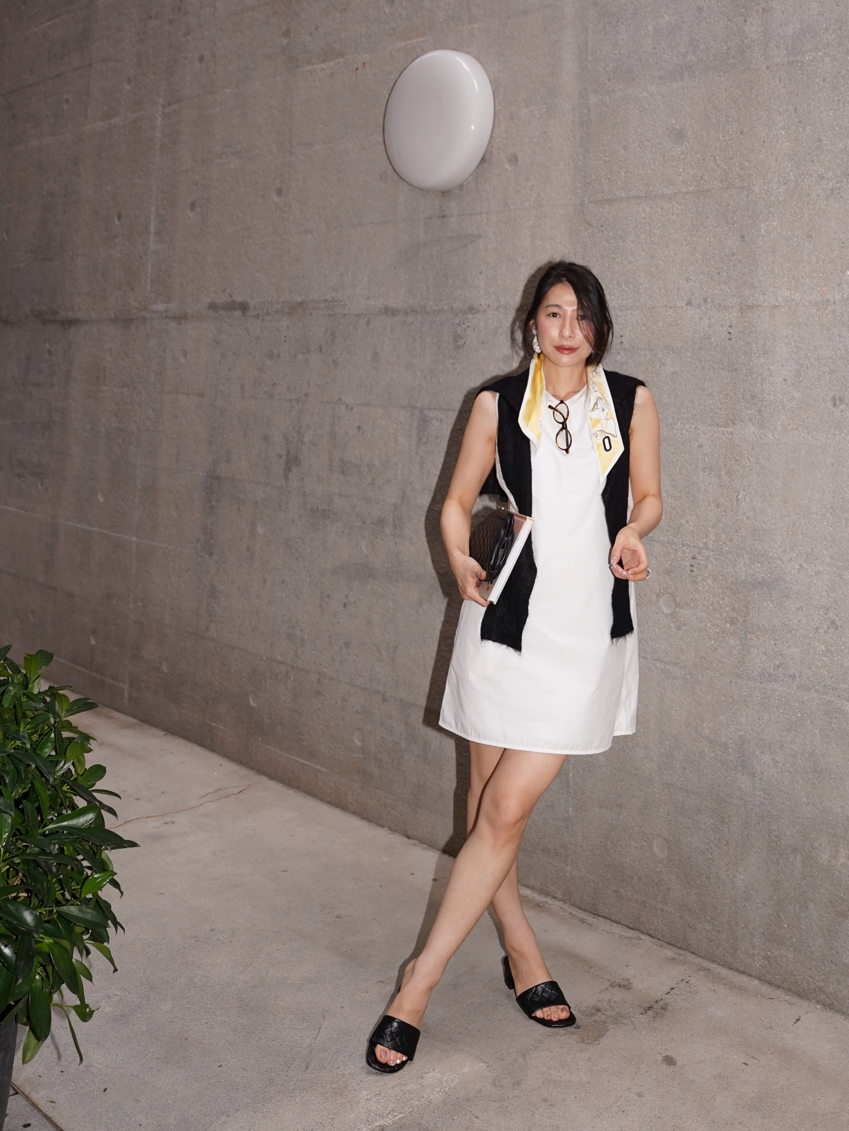 HANAA夏季新款圓領純棉簡約連衣裙無袖寬鬆氣質短裙