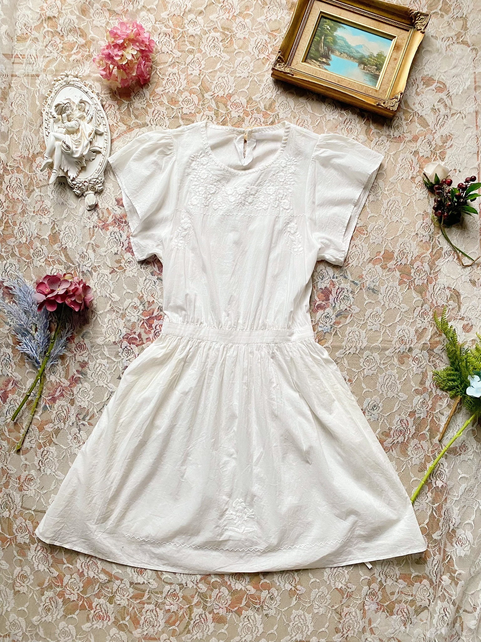Vintage Dress/古著棉質花卉刺繡純白短洋裝