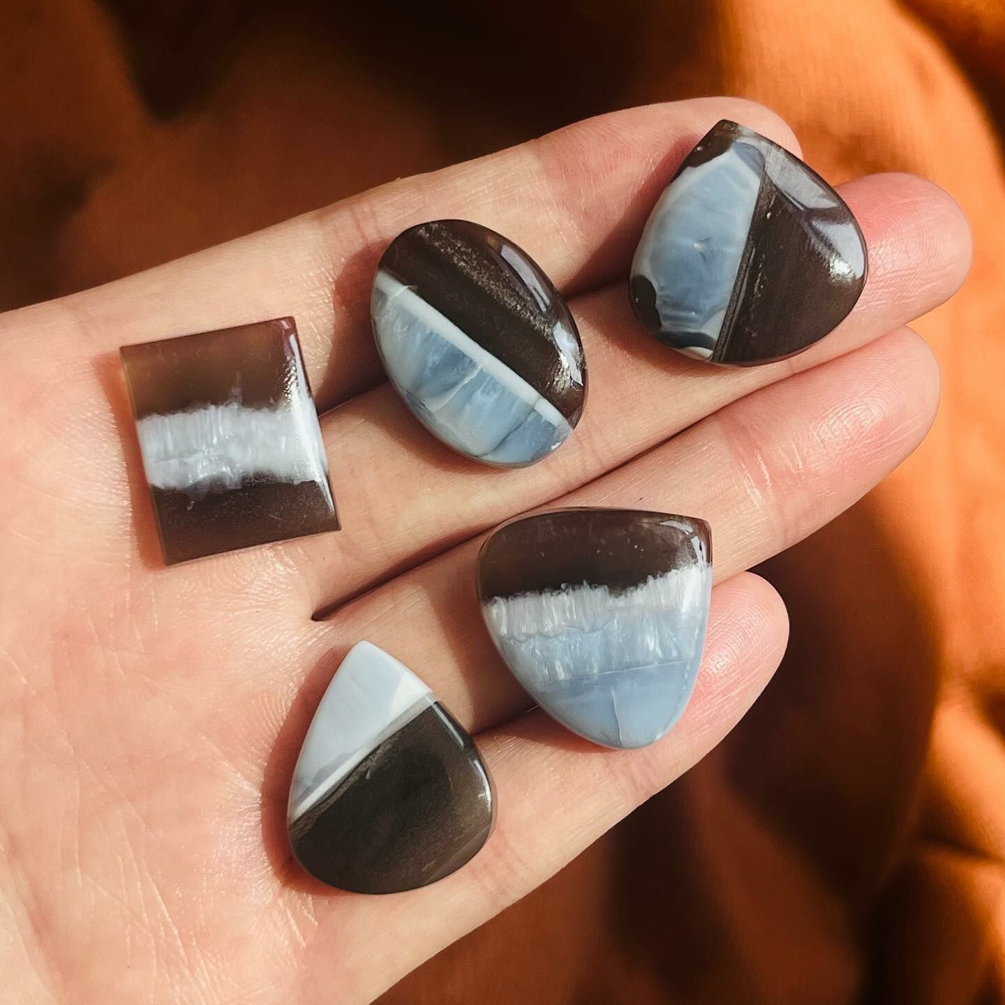 [原石] 非洲秘魯藍澳寶 水晶墜面