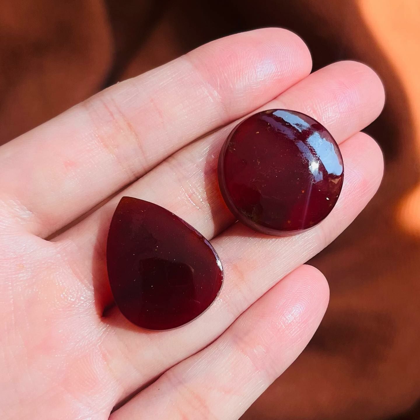 [原石] 石榴石 水晶墜面