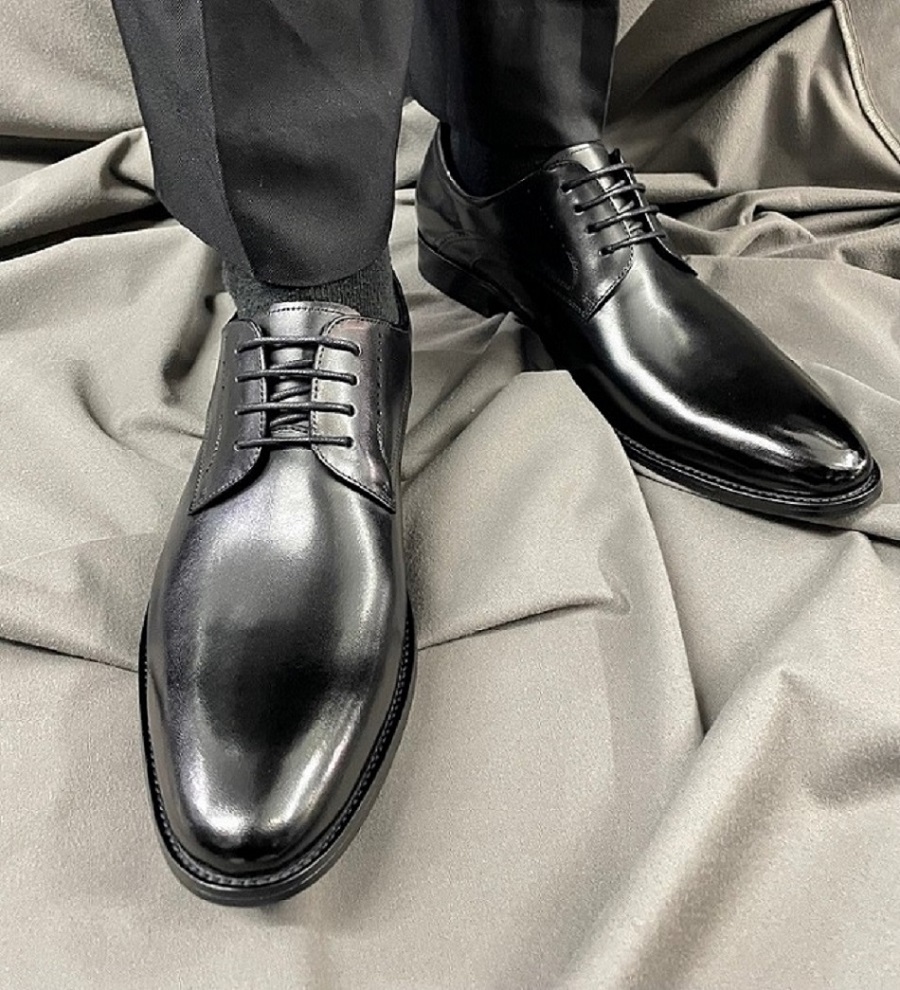 黑色小牛皮紳士男德比鞋-01