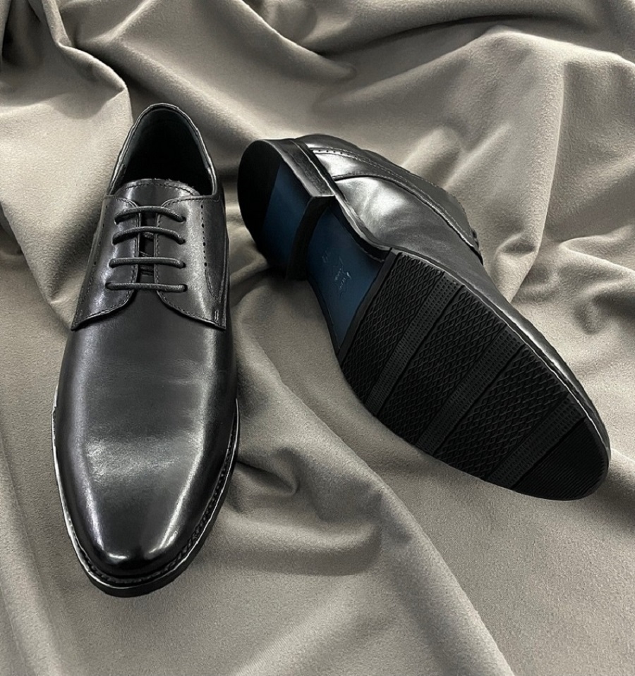 黑色小牛皮紳士男德比鞋-04