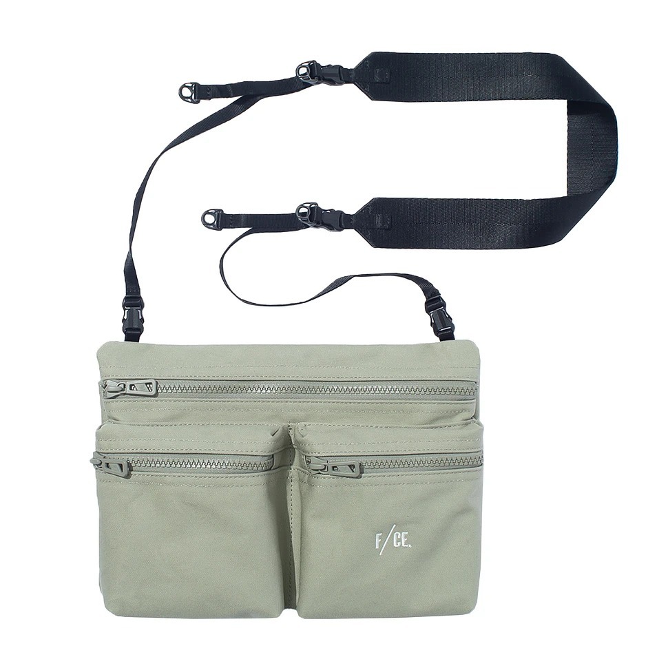 F/CE - W.R Canvas Sacoche 沙綠色