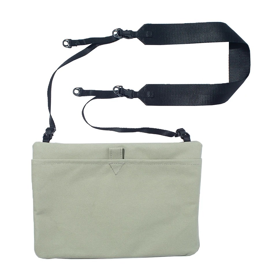 F/CE - W.R Canvas Sacoche 沙綠色
