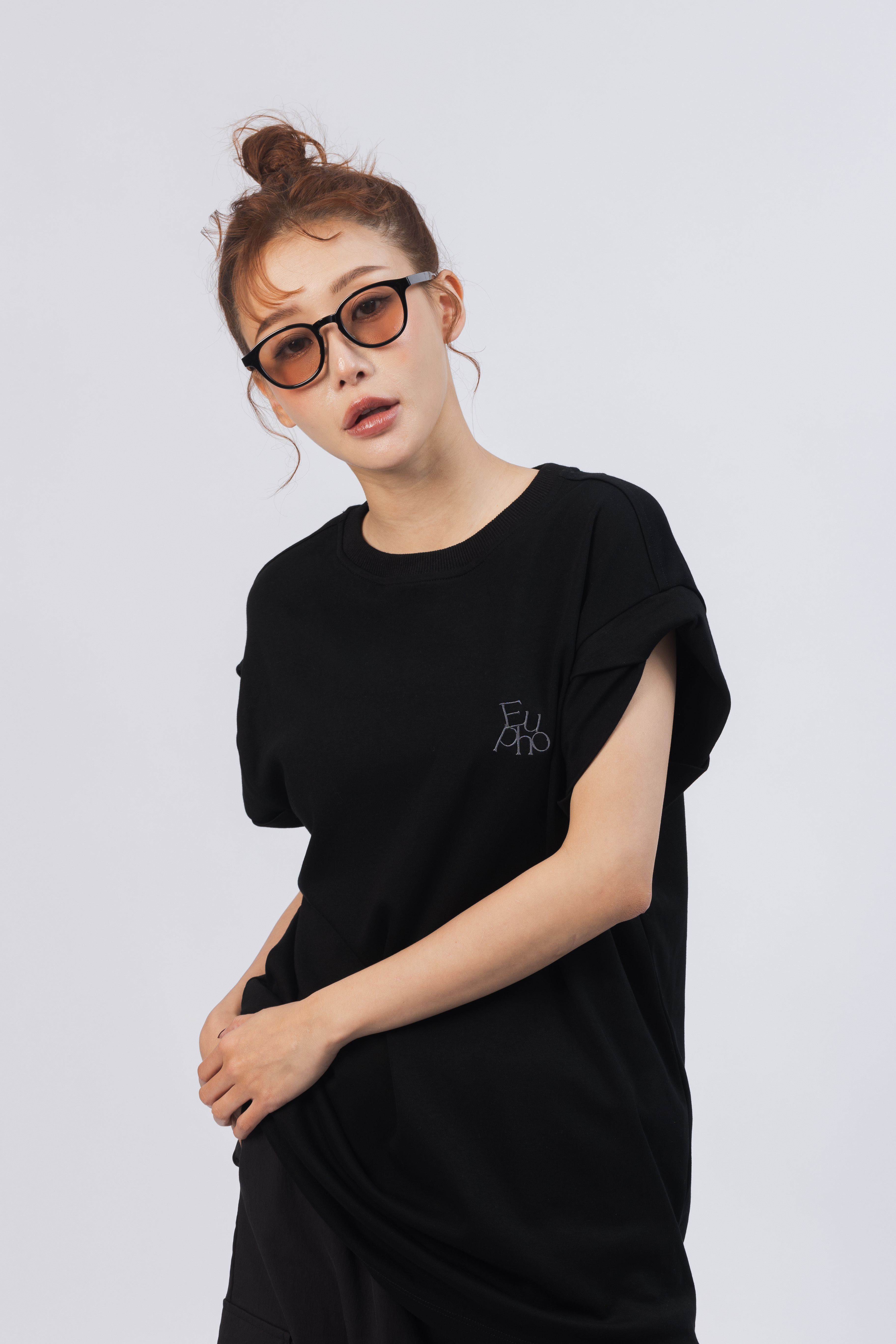 雙色刺繡捲邊親膚T