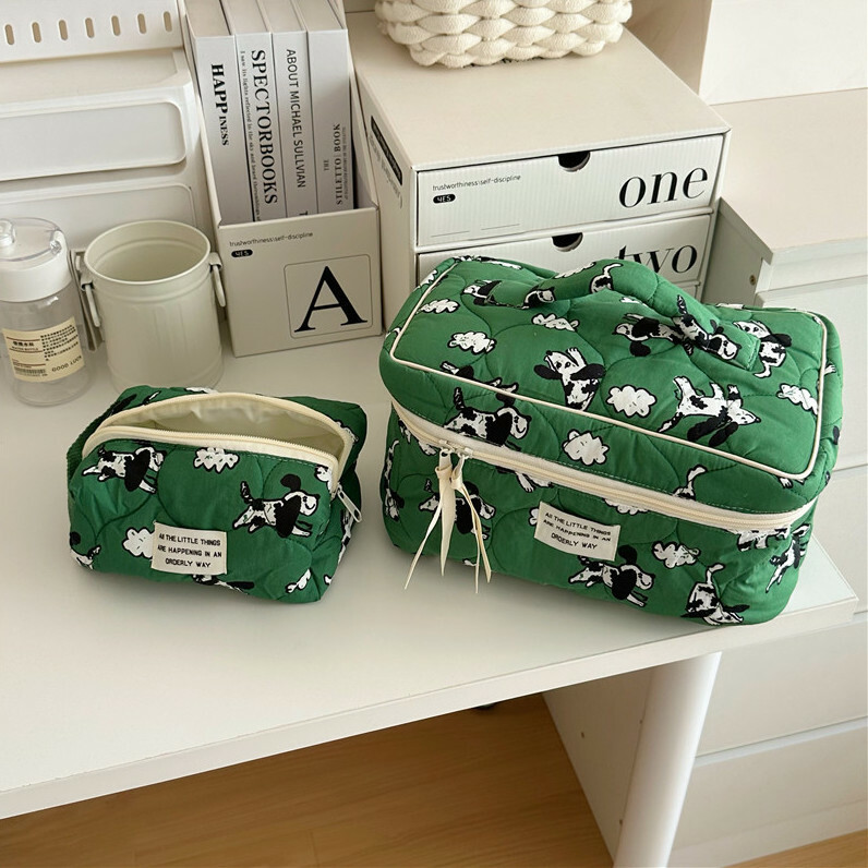 《50220》狗狗綠色壓紋化妝包