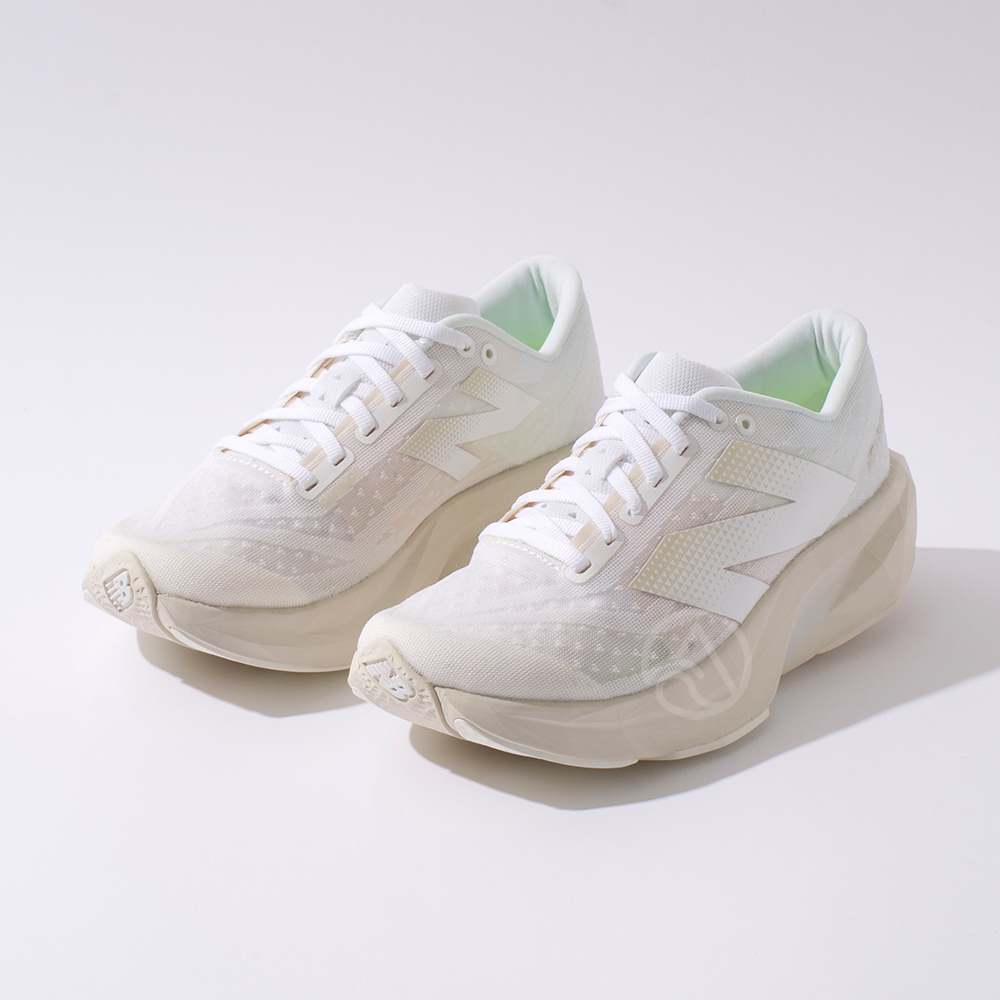 New Balance FuelCell Rebel V4 女鞋 運動 米白色 經典 運動 慢跑鞋 WFCXLJ4