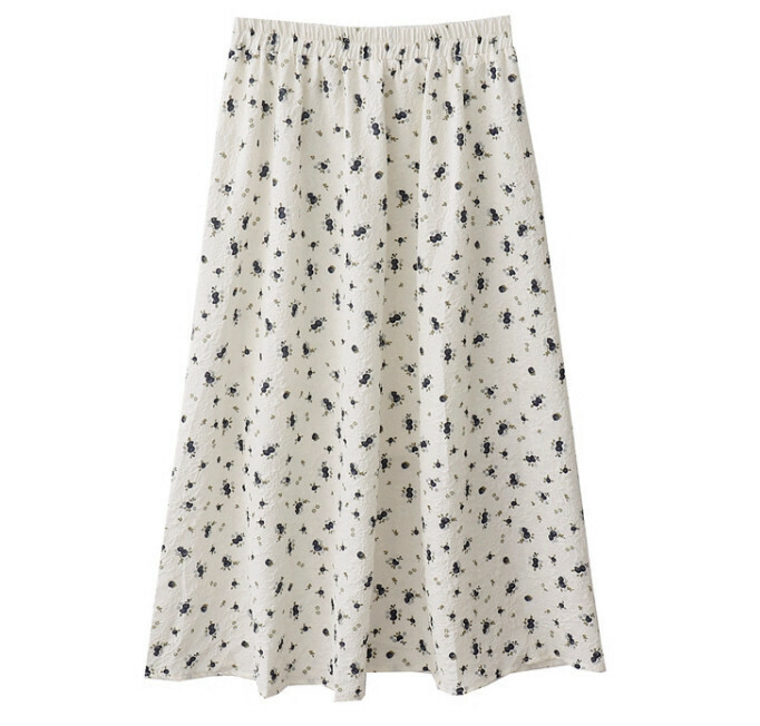 Hot selling embossed dark pattern skirt [blue flowers] [one size fits all]