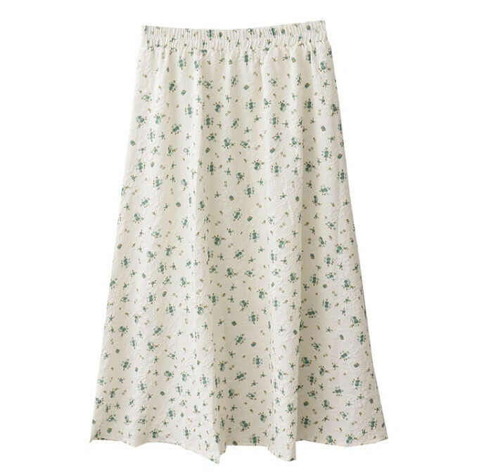 Hot selling embossed dark pattern skirt [green flowers] [one size fits all]