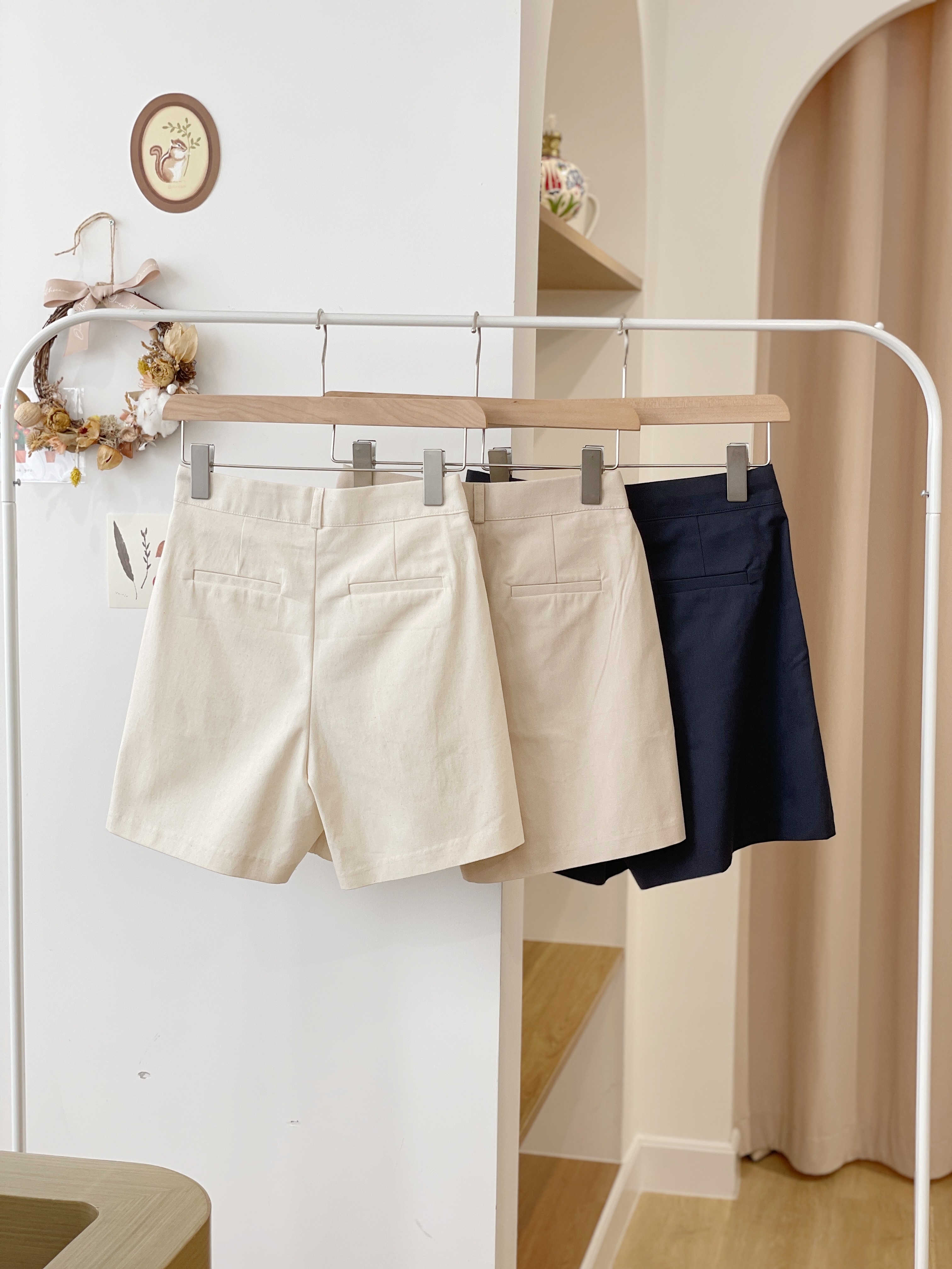 JEAN121 Free & Joy Linen Shorts