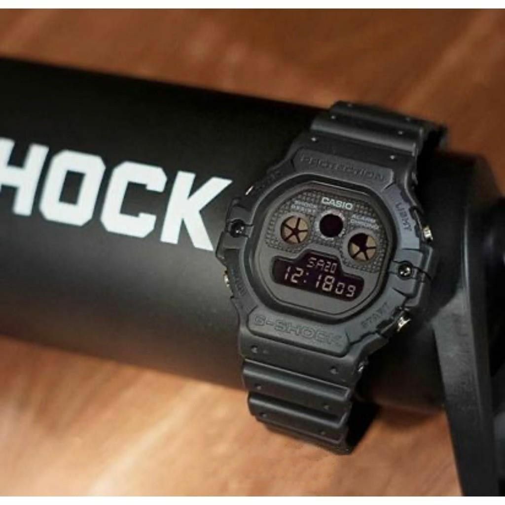 Casio G-Shock DW-5900BB-1 手錶 (香港行貨)